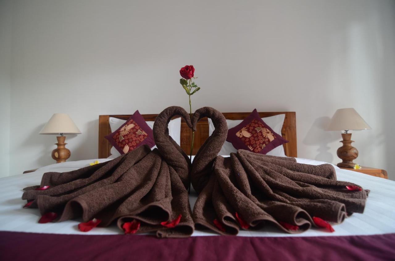 Kusuma Guesthouse Canggu Kültér fotó